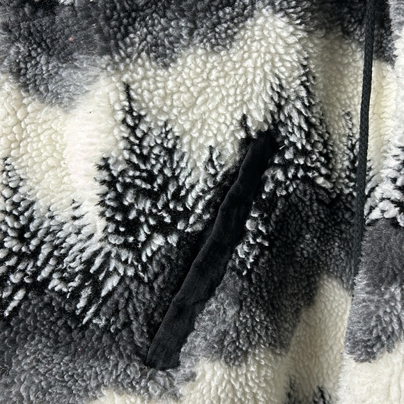 Vintage Forrest Print Zip Up Fleece Jacket - Picture 3 of 6